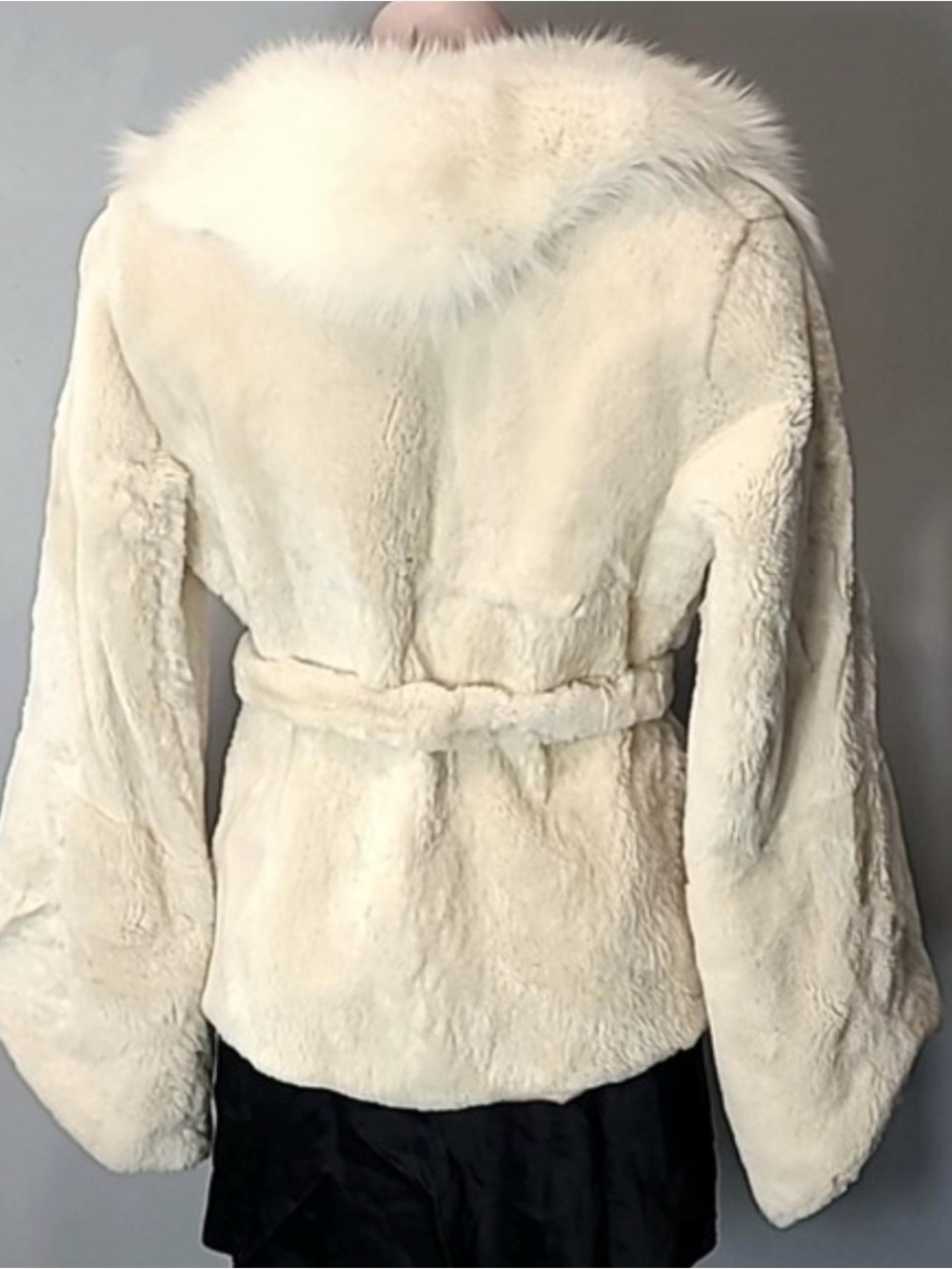 Women's Cream Real Fur Jacket with Wide Shawl Collar - Picture 5 of 8